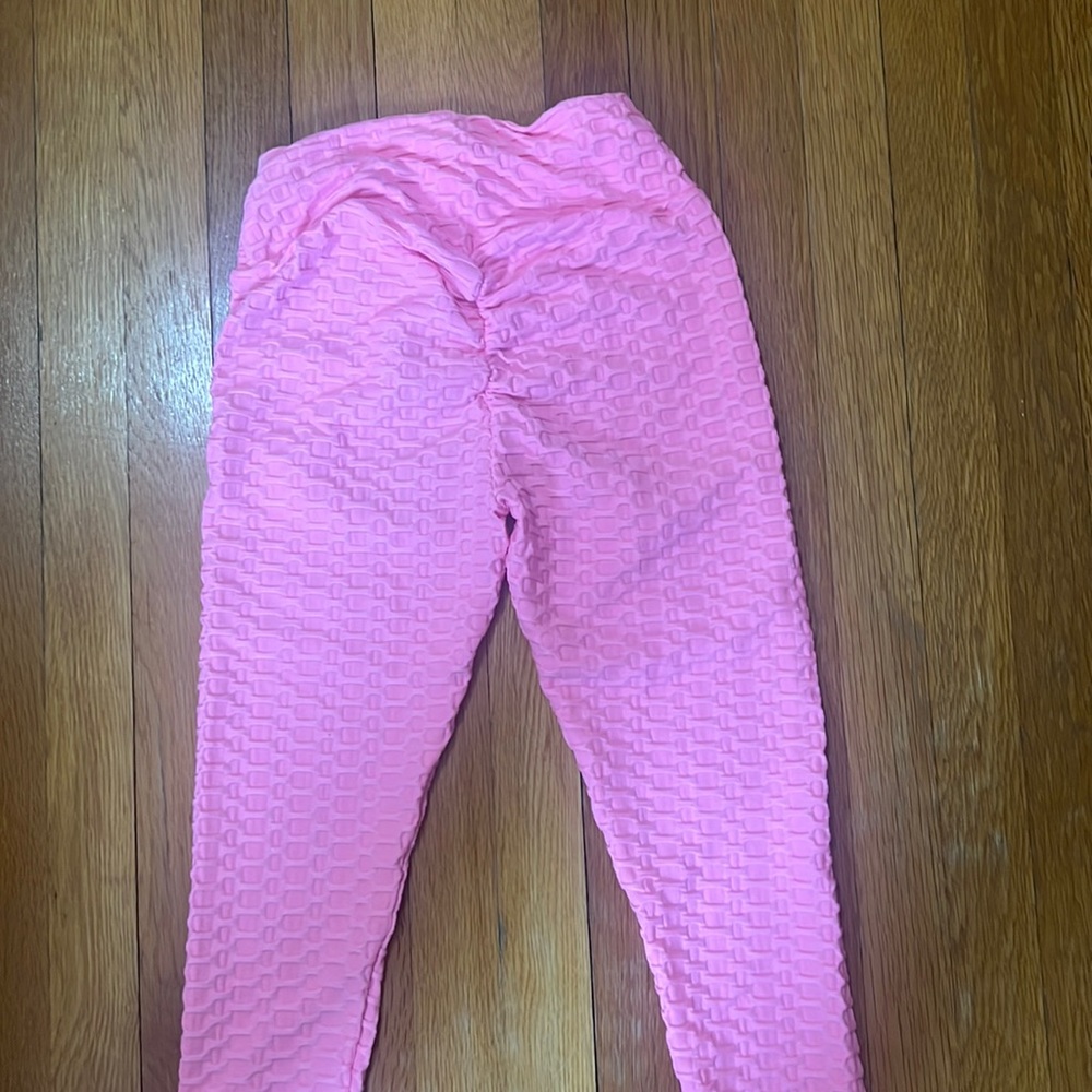 Pink neon leggings